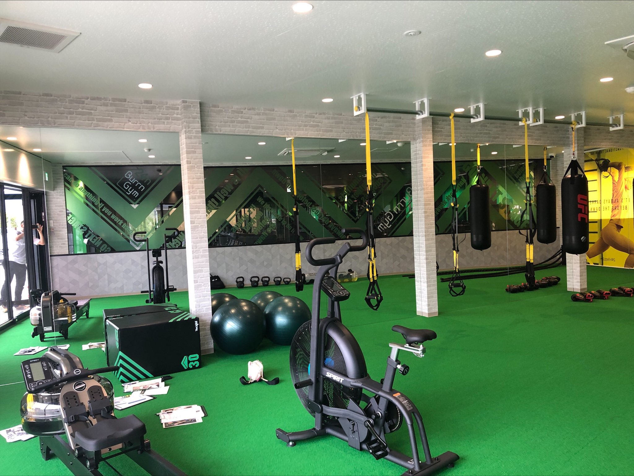 24h Burrn Gym (Japan)
