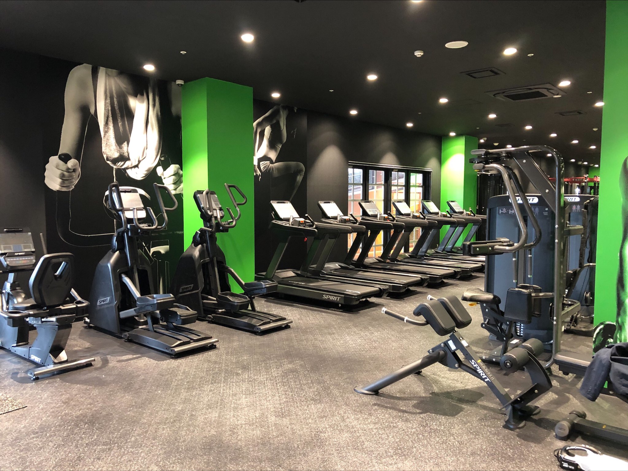 24h Burrn Gym (Japan)